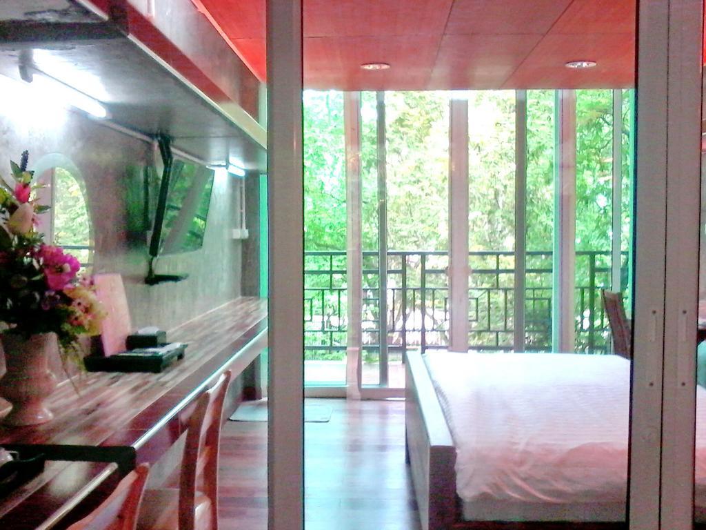 Loei Huen Hao Hug Home&Resort Exteriör bild