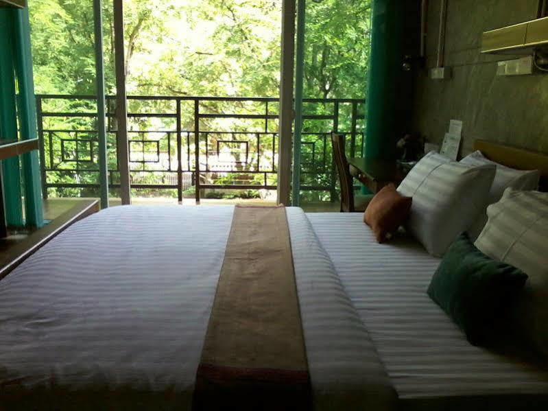 Loei Huen Hao Hug Home&Resort Exteriör bild